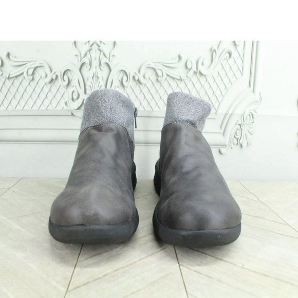 Clarks Sillian Dark Gray Leather Side Zip Casual Ankle Boots Size 7 M - Picture 4 of 9